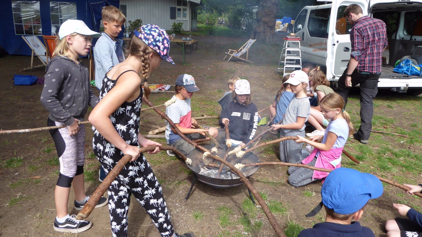 Stockbrot und Feuer