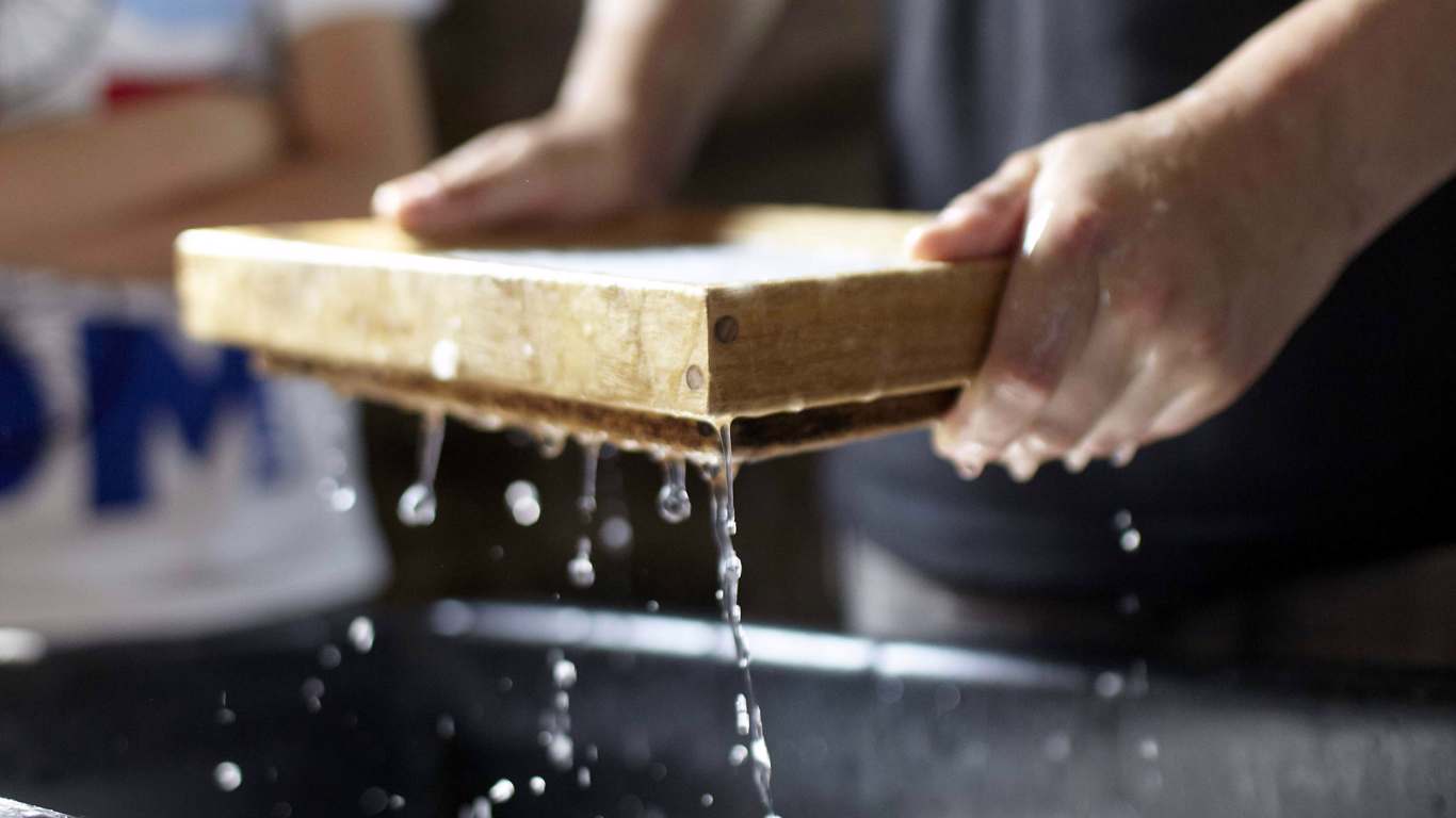 Papier-Experimentierwerkstatt