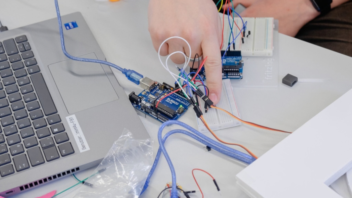 Herbstferienangebot: Technik zum Anfassen - Werde zum Arduino-Tüftler!